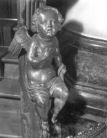 B076103