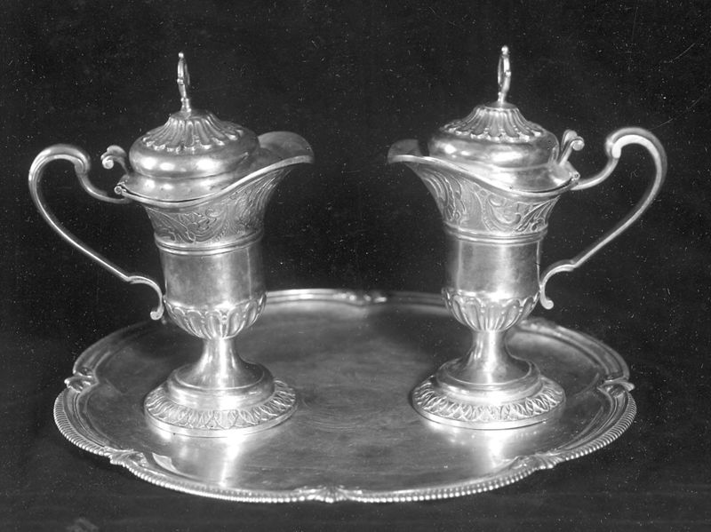 burette de messe / Kerk Sint-Joris[Sleidinge]