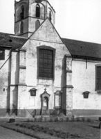 B076123