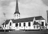 B076132