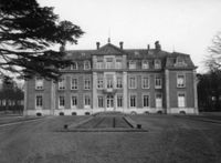 B076369
