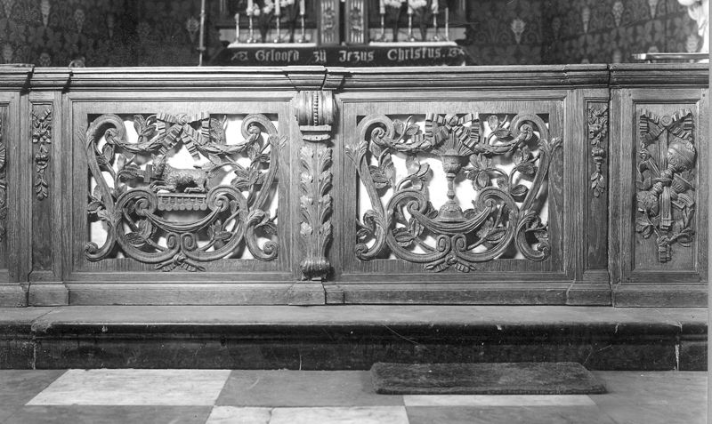 banc de communion / Kerk Sint-Martinus[Ressegem]