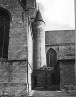 B077187
