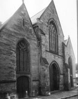 B077189