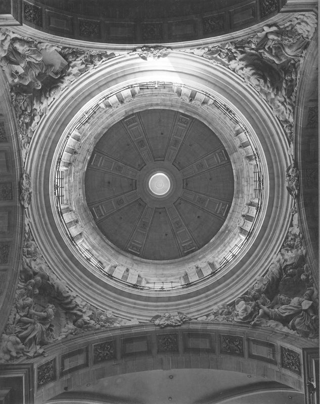 coupole sur pendentifs / Kerk O.L.Vrouw en Sint-Pieter[Gent]