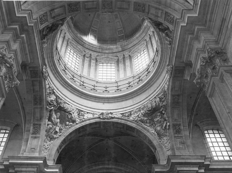 coupole sur pendentifs / Kerk O.L.Vrouw en Sint-Pieter[Gent]