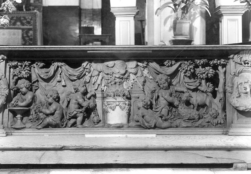 banc de communion / Kerk Sint-Alexius en Catharina[Begijnhof][Mechelen]