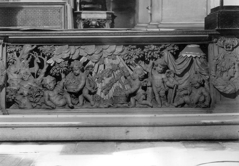 banc de communion / Kerk Sint-Alexius en Catharina[Begijnhof][Mechelen]