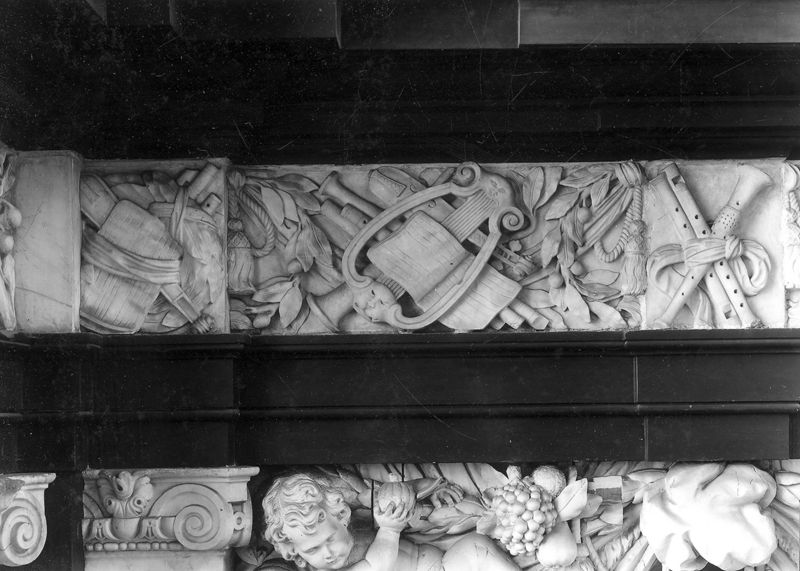 mur d'enceinte / Sint-Romboutskathedraal[Mechelen]