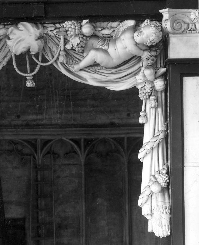 mur d'enceinte / Sint-Romboutskathedraal[Mechelen]