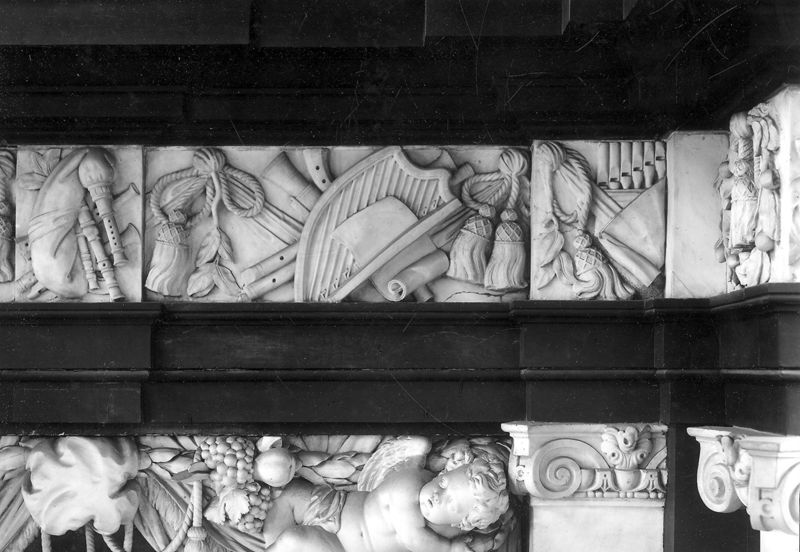 mur d'enceinte / Sint-Romboutskathedraal[Mechelen]