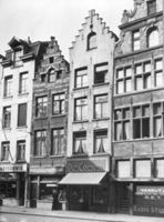 B079438