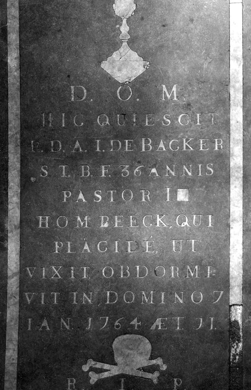van De Backer, A.J.
