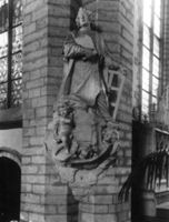 B081056