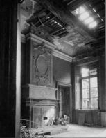 B081308