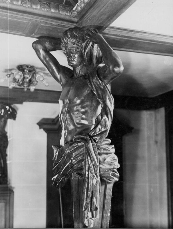 statue humaine / Hôtel de ville[Liège]