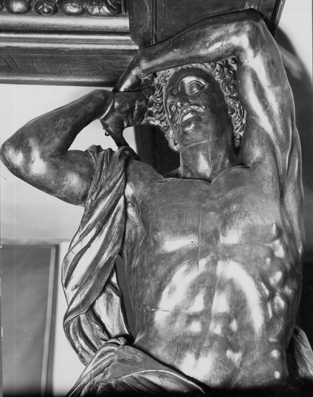 statue humaine / Hôtel de ville[Liège]