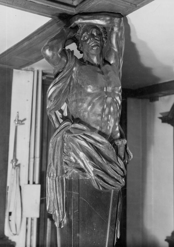 statue humaine / Hôtel de ville[Liège]