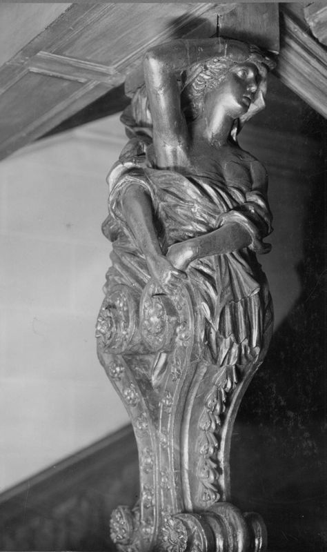 statue humaine / Hôtel de ville[Liège]
