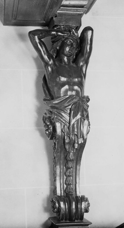 statue humaine / Hôtel de ville[Liège]