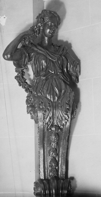 statue humaine / Hôtel de ville[Liège]