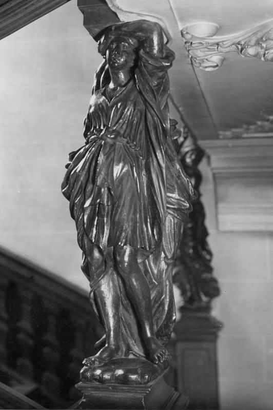 statue humaine / Hôtel de ville[Liège]