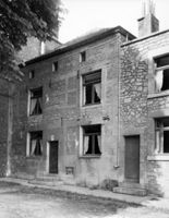 B081490