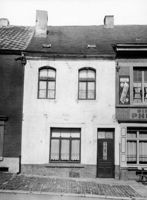 B081493
