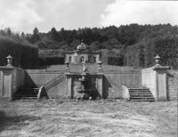 B081545