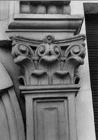 B082077