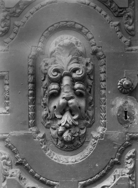 porte dans un mur extérieur / Bouwwerk[Gent]