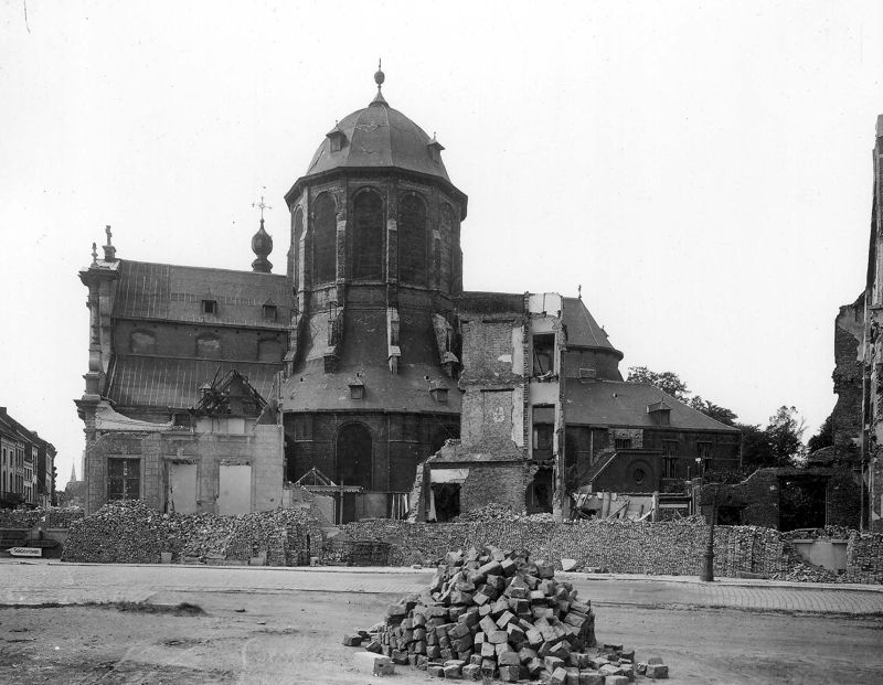 église paroissiale / Kerk O.L.Vrouw van Hanswijk