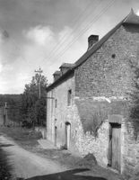 B082570