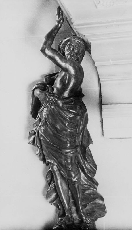 statue humaine / Hôtel de ville[Liège]