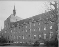 B083464