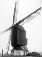 B084033