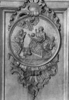 B084898