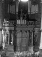B084940