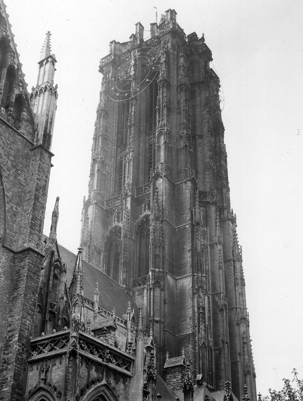 cathédrale / Sint-Romboutskathedraal[Mechelen]