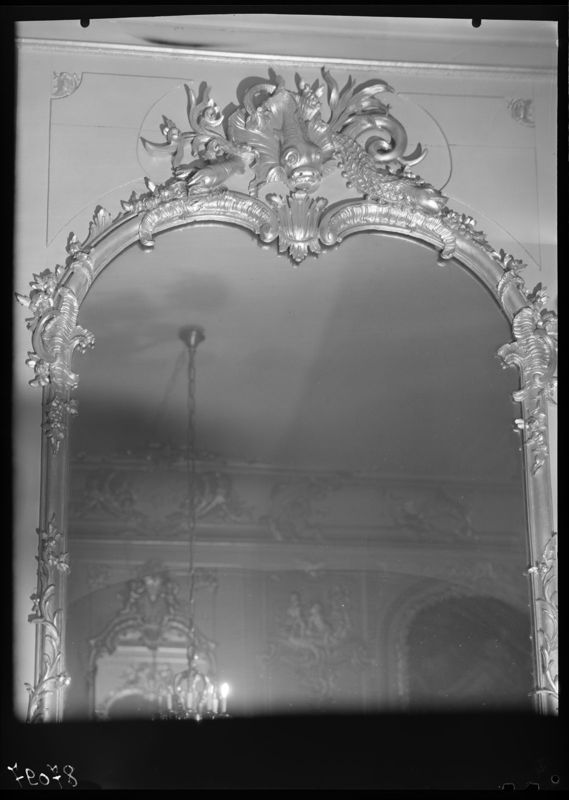 miroir mural / Palais de Justice[Liège]