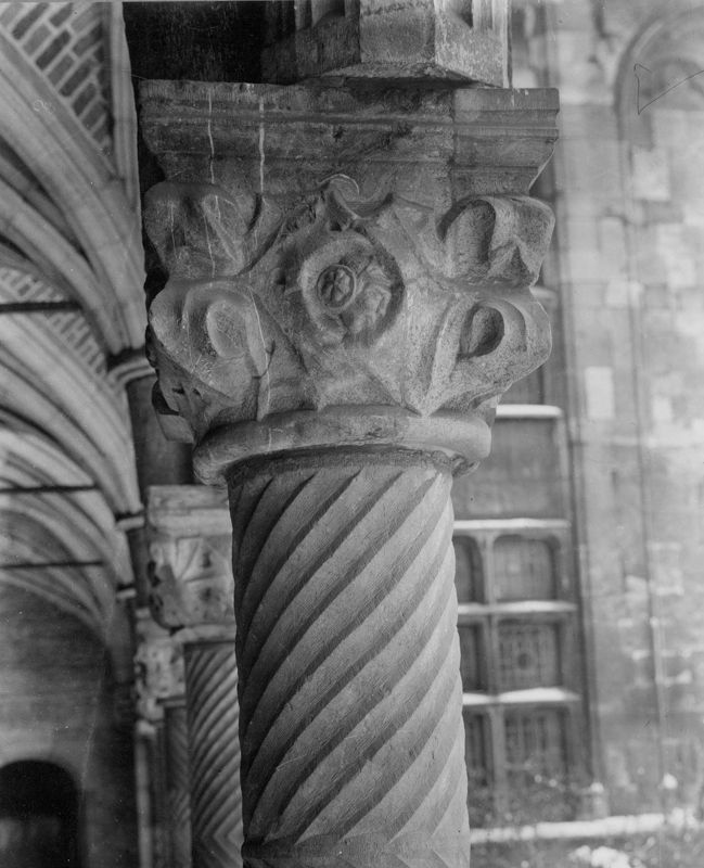 colonne[élément d'architecture] / Palais de Justice[Liège]