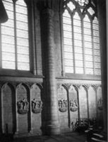 B087593