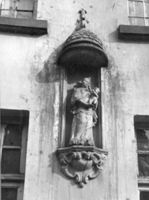 B088105