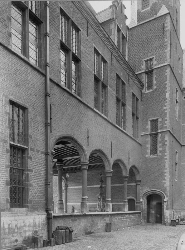 Hof van Busleyden