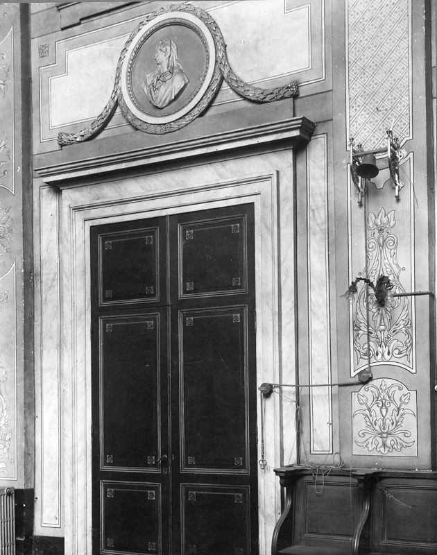porte intérieure / Eglise Saint-Remacle[Liège]
