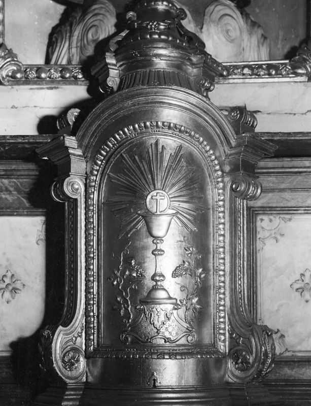 dédié à la Vierge