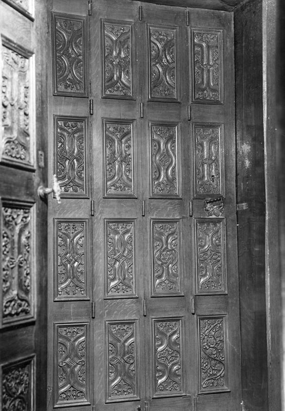 porte intérieure / Eglise Saint-Servais[Liège]