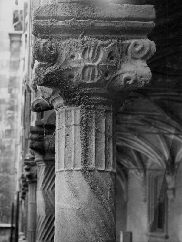 colonne[élément d'architecture] / Palais de Justice[Liège]