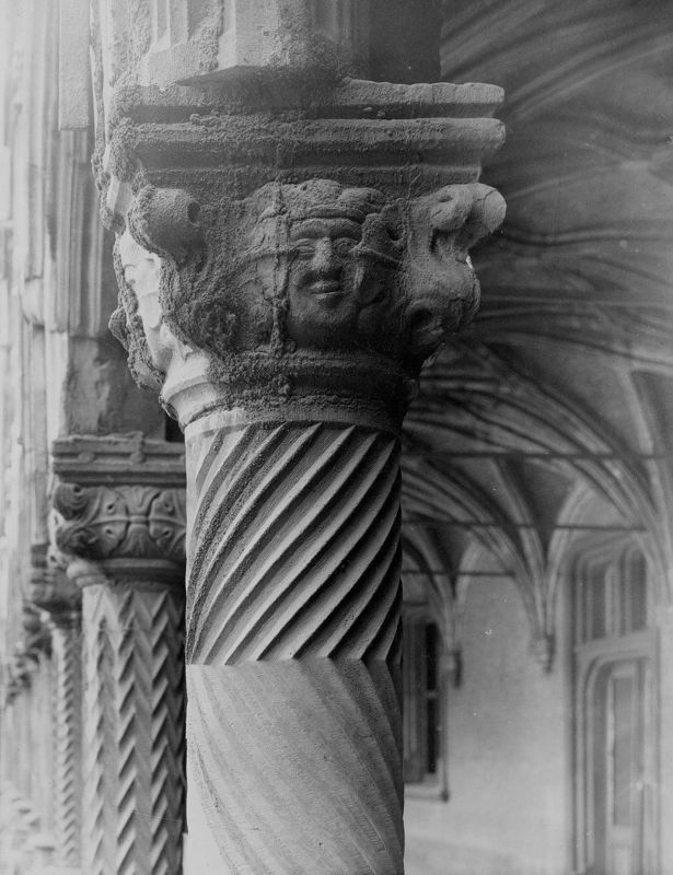 colonne[élément d'architecture] / Palais de Justice[Liège]