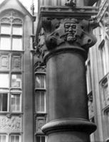 B090663